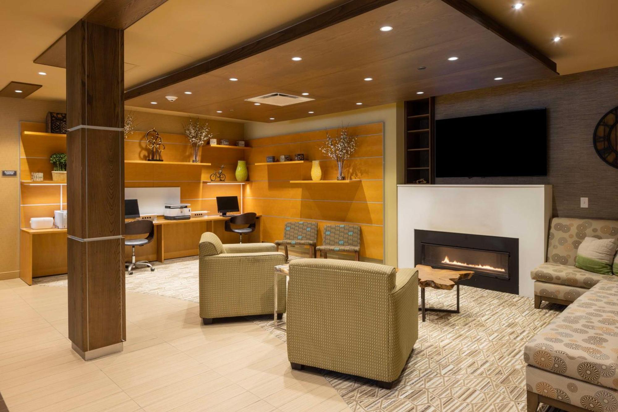 Best Western Plus Franciscan Square Inn&Suites Steubenville Exterior foto