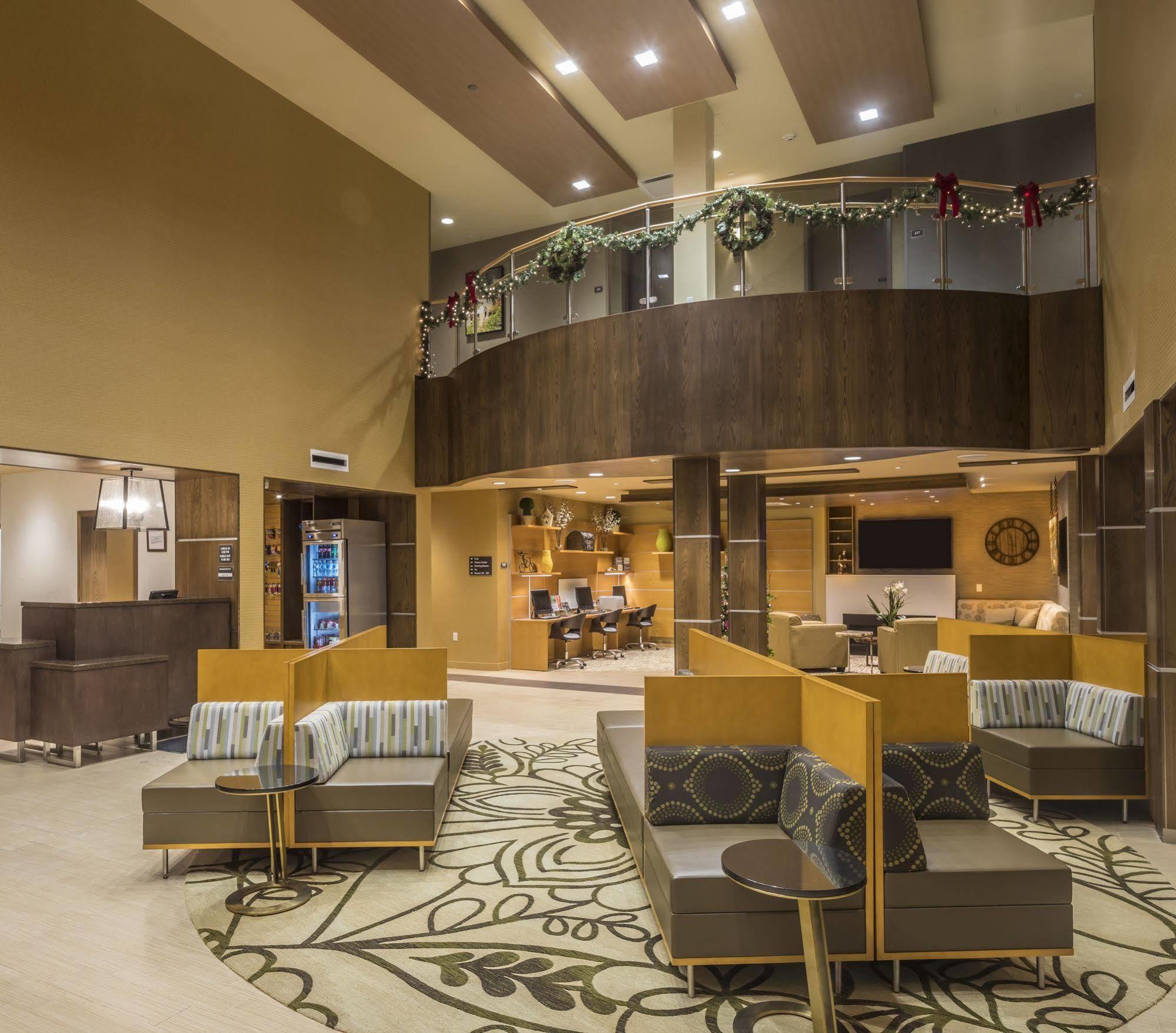 Best Western Plus Franciscan Square Inn&Suites Steubenville Exterior foto